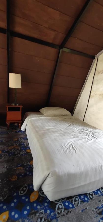 Seribu Batu Songgo Langit Resort & Camp Bantul Zewnętrze zdjęcie